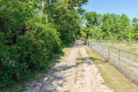 Tiny photo for 496 NE Centaury Way, Lee, FL 32059 (MLS # 399109)