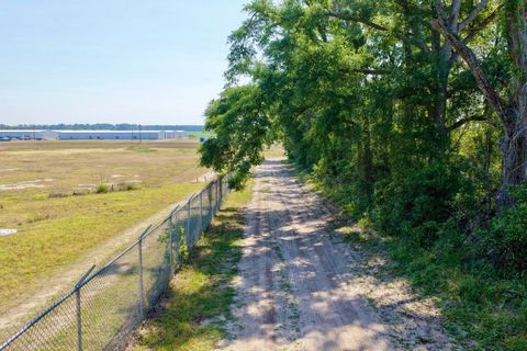 Tiny photo for 496 NE Centaury Way, Lee, FL 32059 (MLS # 399109)