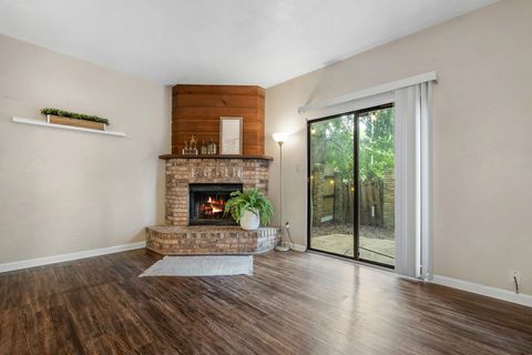 Tiny photo for 611 ACORN GROVE Court, Tallahassee, FL 32312 (MLS # 393634)