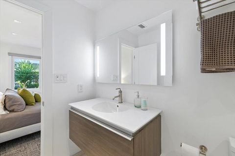 Tiny photo for 418 E Carolina Street, Tallahassee, FL 32301 (MLS # 390481)