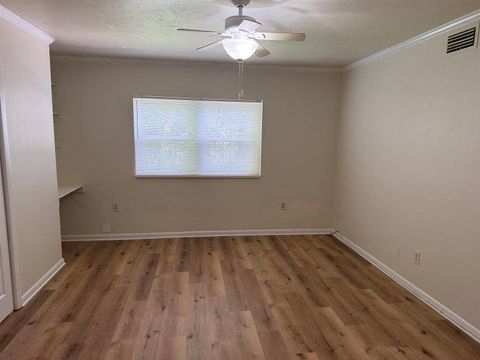 Tiny photo for 1503 Valley Road #C, Tallahassee, FL 32301 (MLS # 398031)