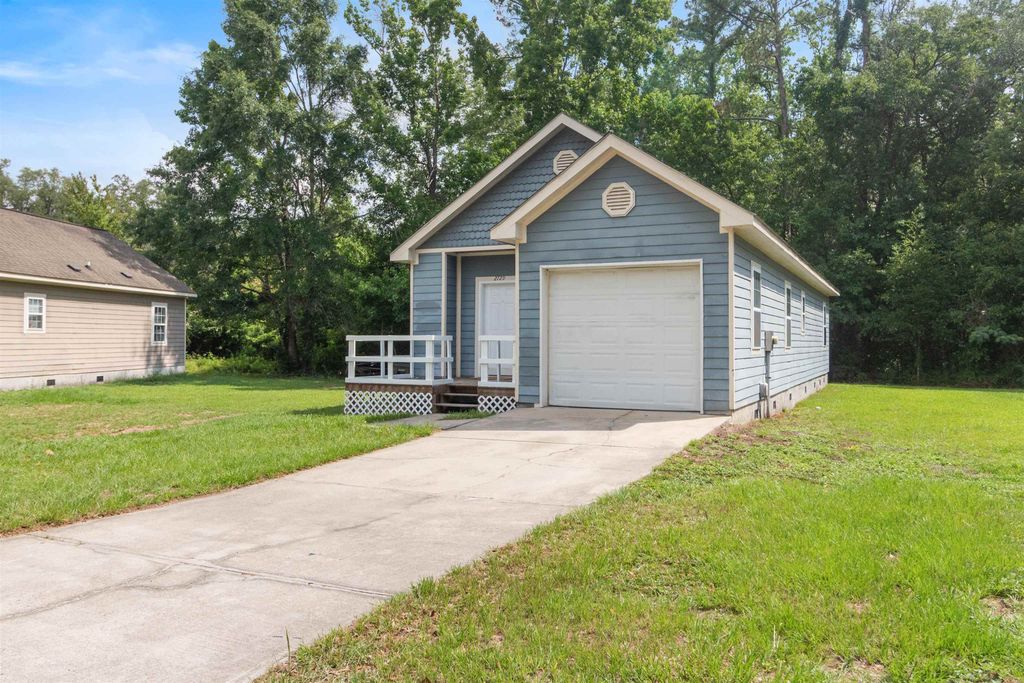 Photo of 2729 Kennedy Drive, Tallahassee, FL 32310 (MLS # 400008)