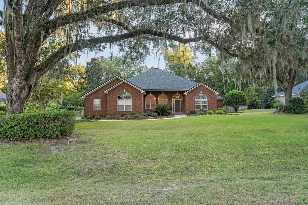 Photo of 227 Thornberg Drive, Tallahassee, FL 32312 (MLS # 392622)