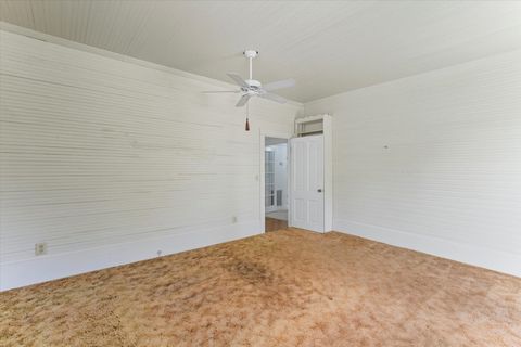 Tiny photo for 4479 Fairbanks Ferry Road, Havana, FL 32333 (MLS # 395338)