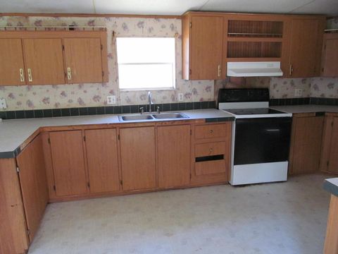 Tiny photo for 66 Two States Street, Havana, FL 32333 (MLS # 399326)