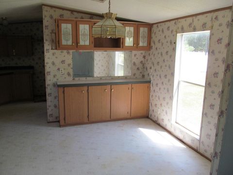 Tiny photo for 66 Two States Street, Havana, FL 32333 (MLS # 399326)