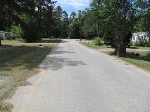 Tiny photo for 66 Two States Street, Havana, FL 32333 (MLS # 399326)