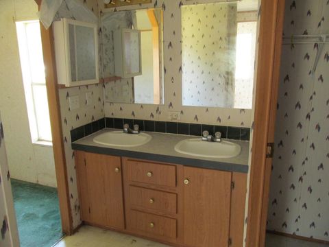 Tiny photo for 66 Two States Street, Havana, FL 32333 (MLS # 399326)