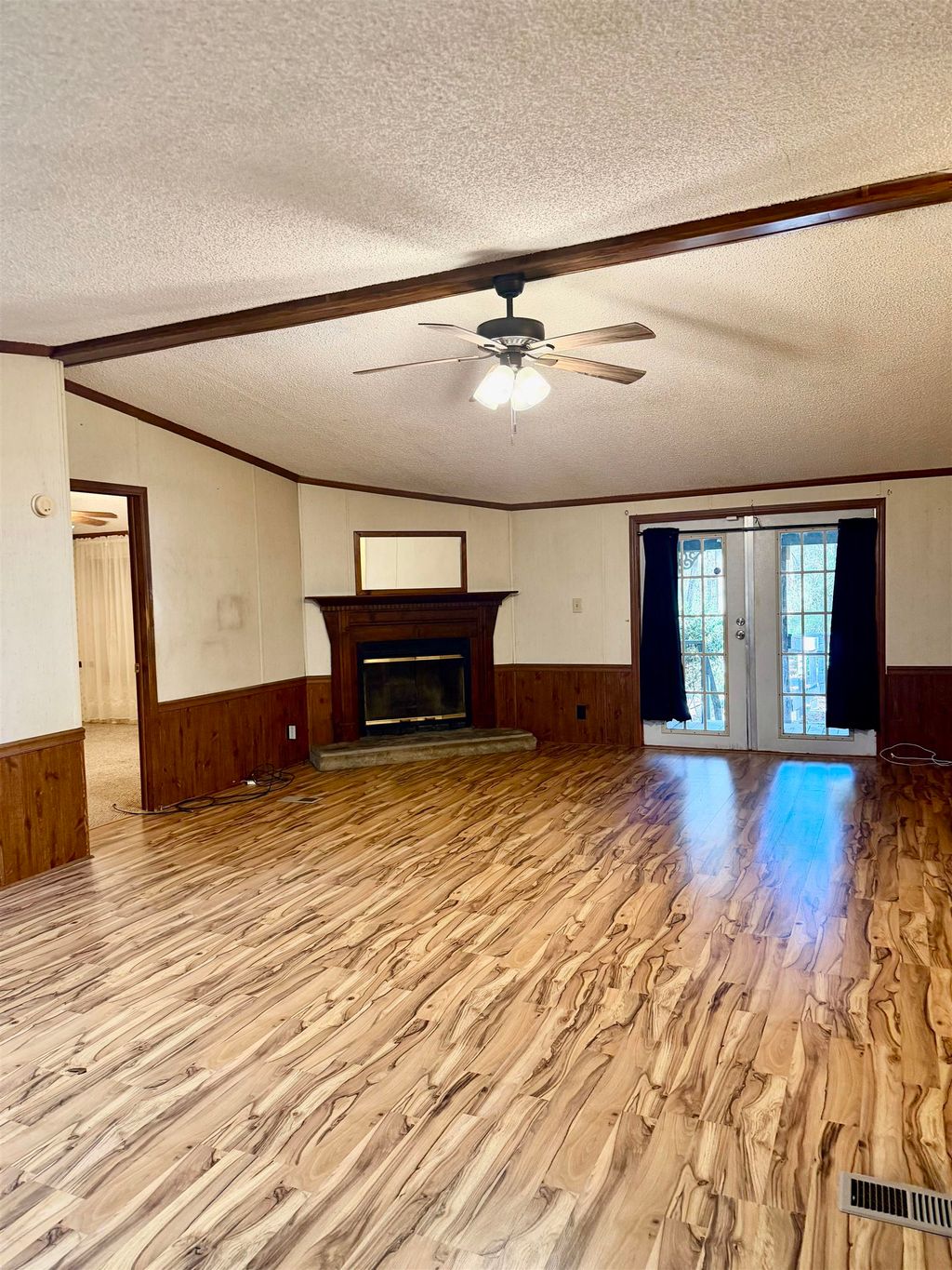 Photo of 447 Quial Run, Crawfordville, FL 32327 (MLS # 394226)