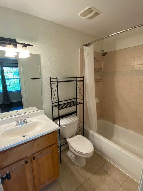 Tiny photo for 1930 Honolulu Lane, Tallahassee, FL 32304 (MLS # 397487)