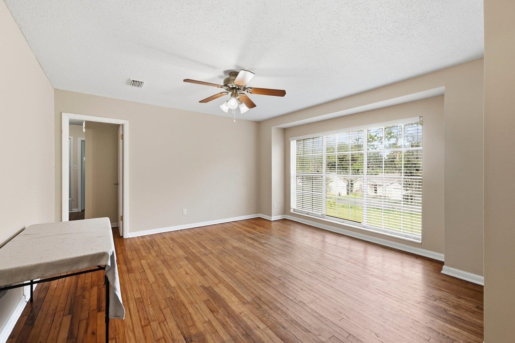 Photo of 2119 LONGVIEW Drive, Tallahassee, FL 32303 (MLS # 403083)