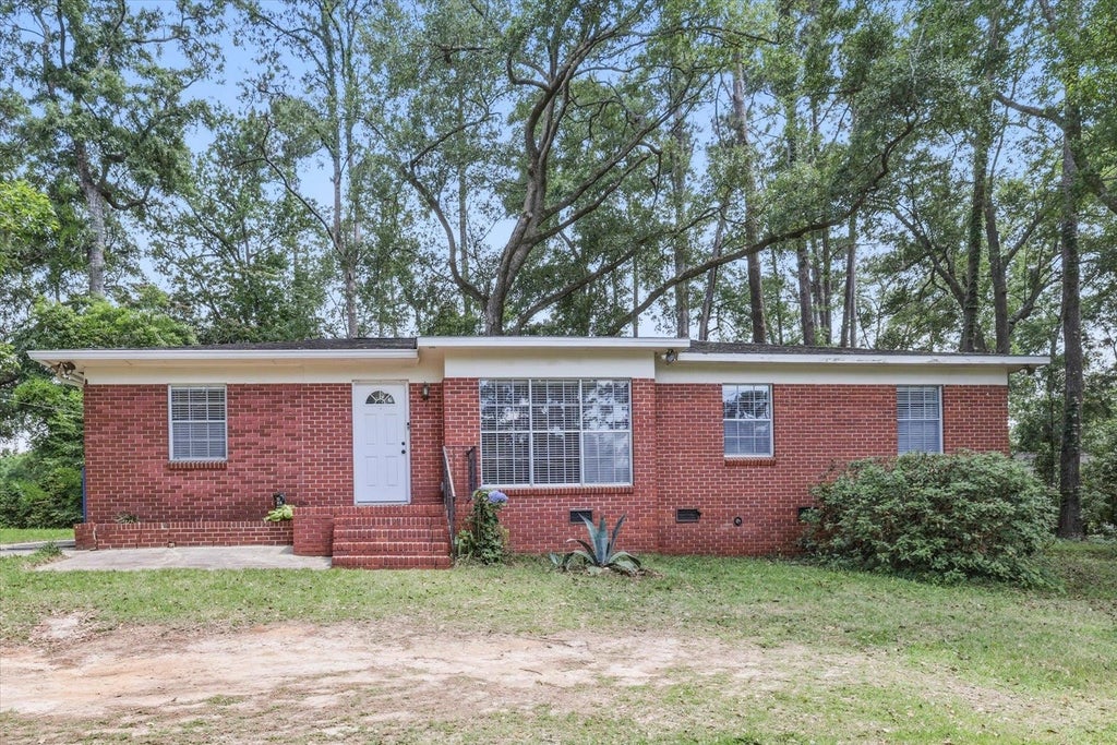 Photo of 2119 LONGVIEW Drive, Tallahassee, FL 32303 (MLS # 403083)
