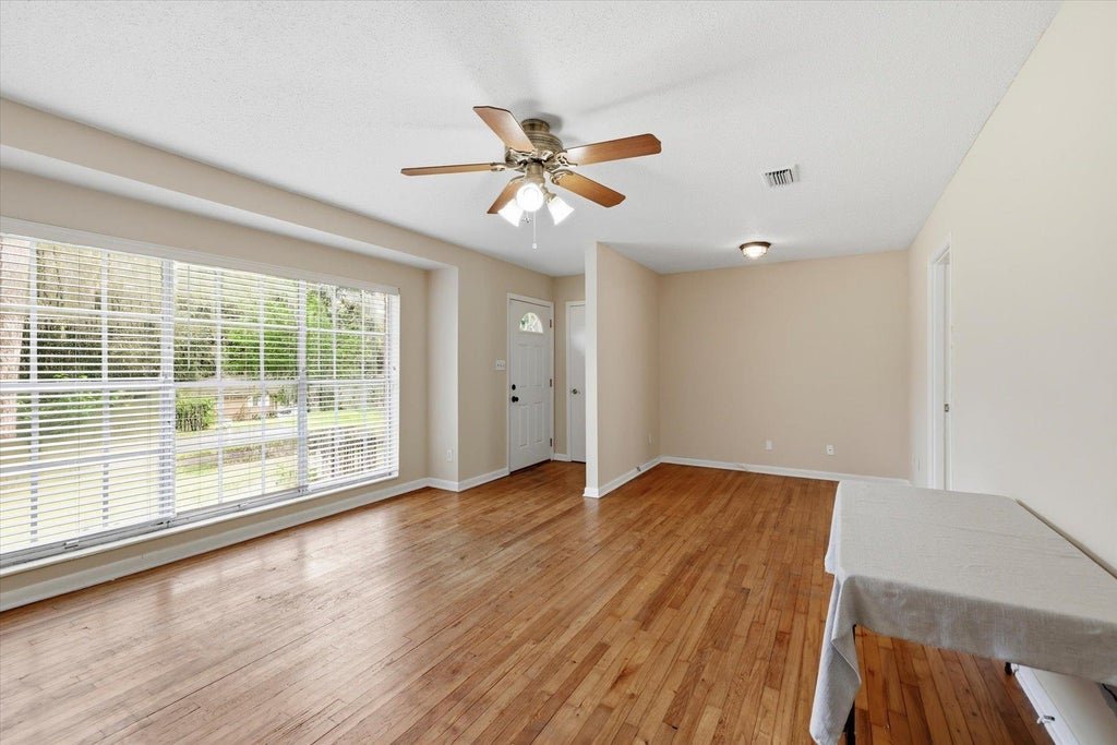 Photo of 2119 LONGVIEW Drive, Tallahassee, FL 32303 (MLS # 403083)