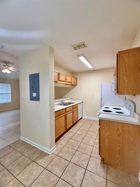 Tiny photo for 2738 W Tharpe Street #2505, Tallahassee, FL 32303 (MLS # 397968)