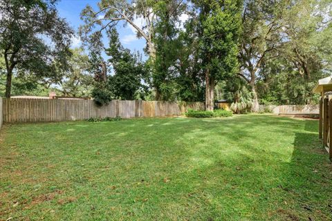 Tiny photo for 2506 Sir Williams Street, Tallahassee, FL 32310 (MLS # 391905)
