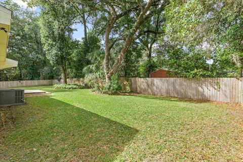 Tiny photo for 2506 Sir Williams Street, Tallahassee, FL 32310 (MLS # 391905)