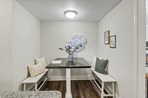 Tiny photo for 2506 Sir Williams Street, Tallahassee, FL 32310 (MLS # 391905)