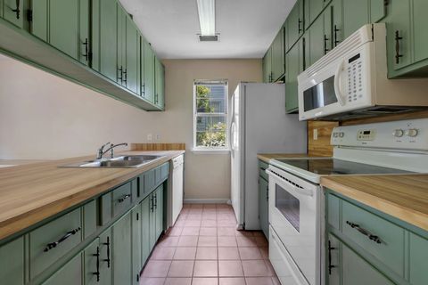 Tiny photo for 3119 OAK HAMMOCK Lane, Tallahassee, FL 32301 (MLS # 400854)