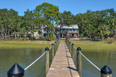 680 Alligator Drive Alligator Point FL 32346
