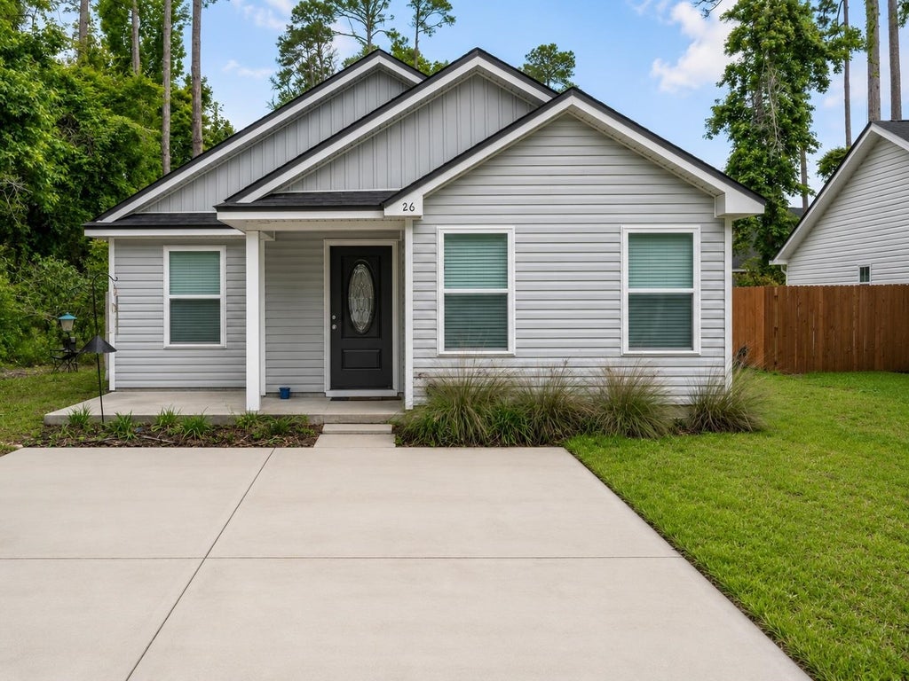 Photo of 26 Menomini Street, Crawfordville, FL 32327 (MLS # 400782)