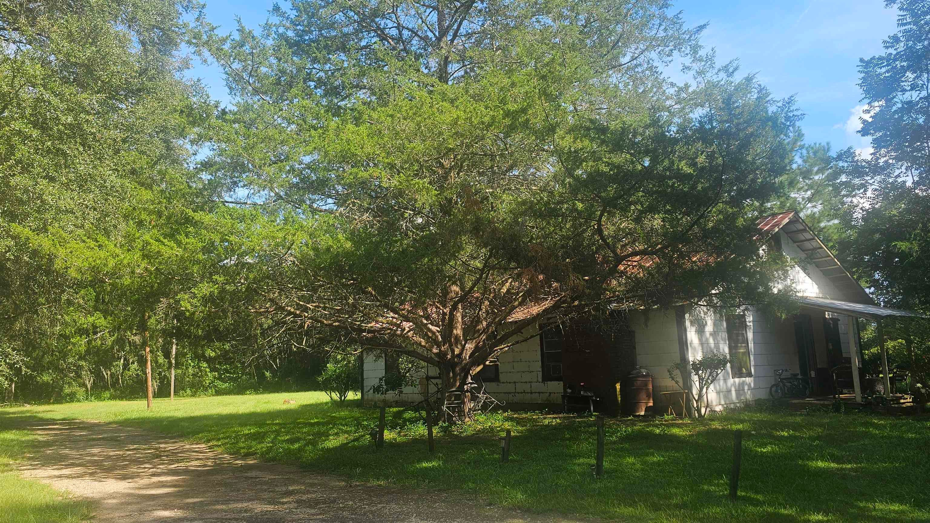 1104 Leslie Lewis Road