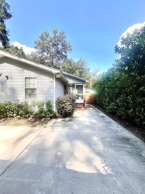 Tiny photo for 822 California Street, Tallahassee, FL 32304 (MLS # 390850)