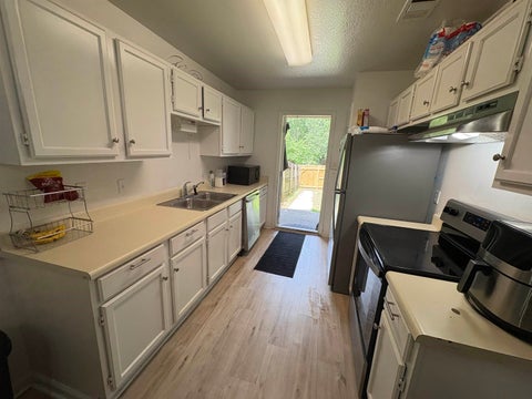 Tiny photo for 1264 Ocala Road #B, Tallahassee, FL 32304 (MLS # 401779)