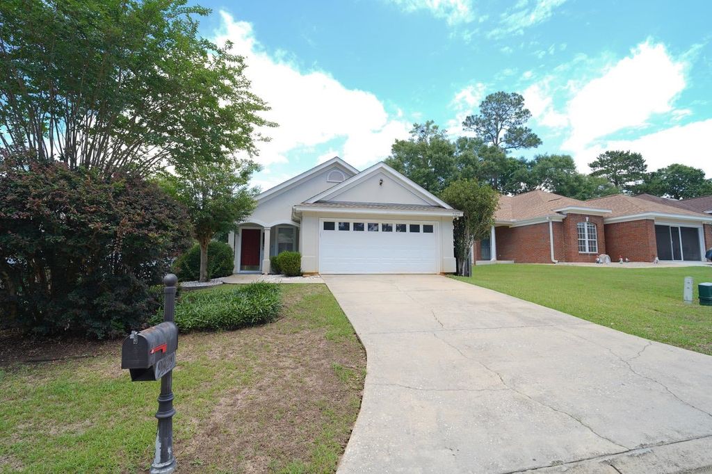 Photo of 9329 Tuscany Drive, Tallahassee, FL 32312 (MLS # 399924)