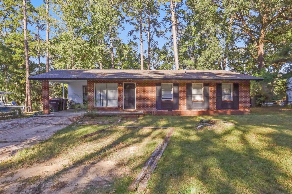 Photo of 2505 Tupelo Terrace, Tallahassee, FL 32303 (MLS # 392277)