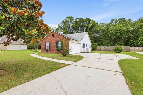 Tiny photo for 1953 Setting Sun Trail, Tallahassee, FL 32303 (MLS # 401064)