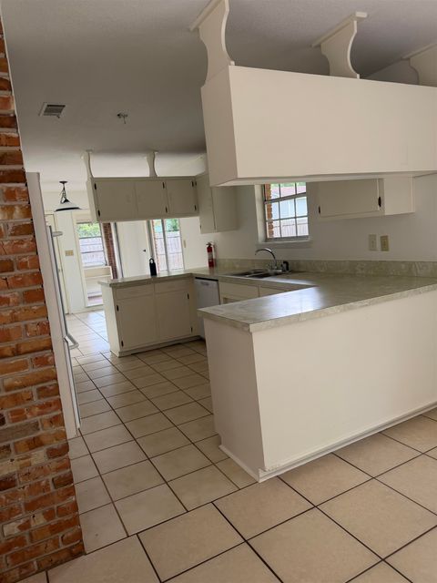 Tiny photo for 1932 Shady Oaks Drive, Tallahassee, FL 32303 (MLS # 392231)