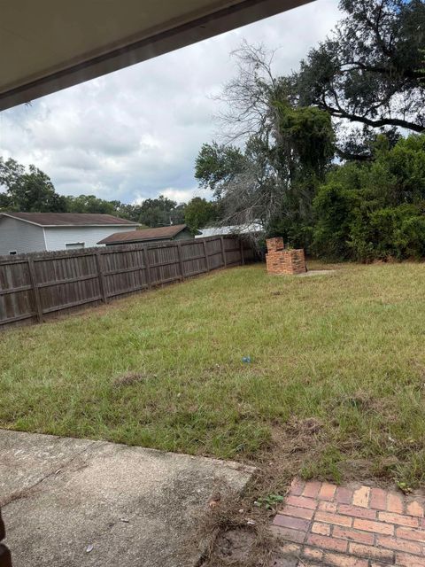 Tiny photo for 1932 Shady Oaks Drive, Tallahassee, FL 32303 (MLS # 392231)