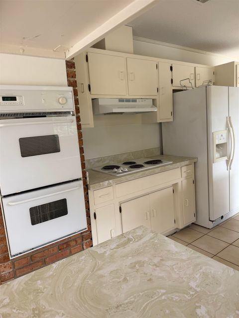 Tiny photo for 1932 Shady Oaks Drive, Tallahassee, FL 32303 (MLS # 392231)