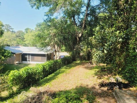 Tiny photo for 1802 Salmon Drive, Tallahassee, FL 32303 (MLS # 400308)