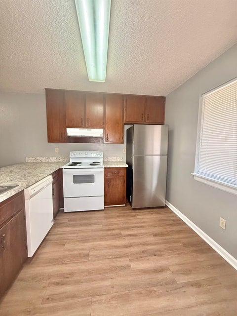 Tiny photo for 1928 Nicklaus Court #B, Tallahassee, FL 32301 (MLS # 401095)