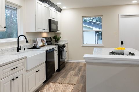 Tiny photo for 1430 Lucy Street, Tallahassee, FL 32308 (MLS # 395811)