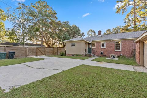 Tiny photo for 954 Miccosukee Road, Tallahassee, FL 32308 (MLS # 391457)