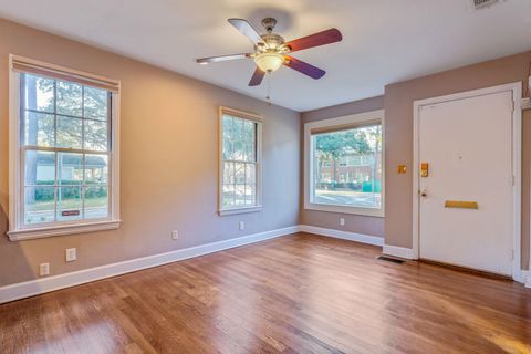 Tiny photo for 954 Miccosukee Road, Tallahassee, FL 32308 (MLS # 391457)