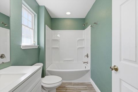 Tiny photo for 62 Liberty Road, Crawfordville, FL 32327 (MLS # 397594)