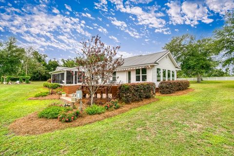 Tiny photo for 1752 SE ROGERS SINK Road, Madison, FL 32340 (MLS # 399349)