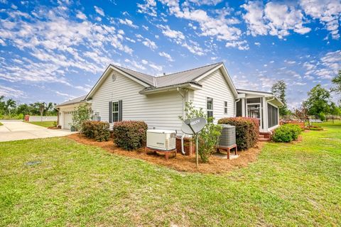 Tiny photo for 1752 SE ROGERS SINK Road, Madison, FL 32340 (MLS # 399349)
