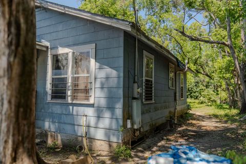 Tiny photo for 1510 Levy Avenue, Tallahassee, FL 32310 (MLS # 384894)