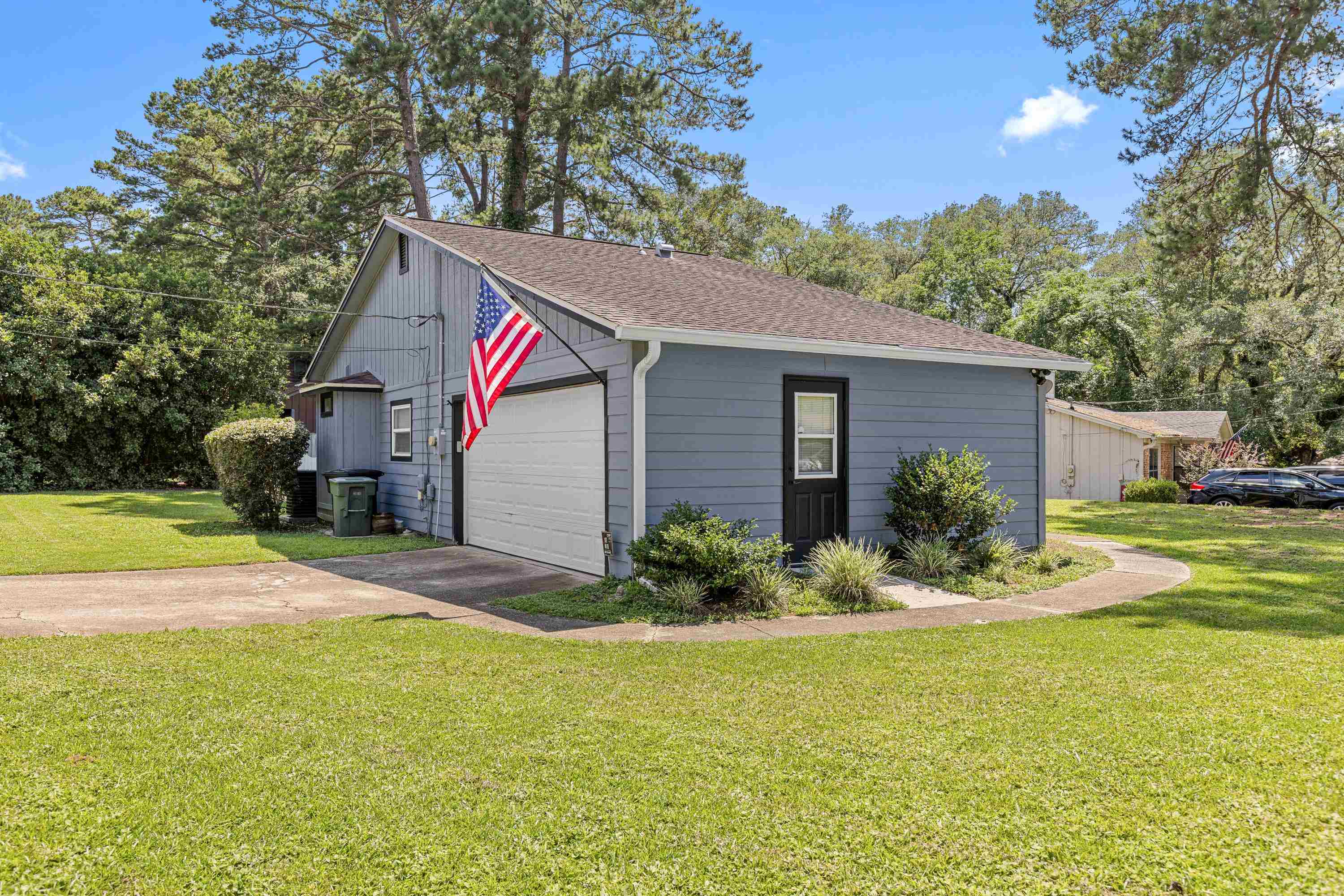 Photo 1 of 32 — 2755 Vassar Road, Tallahassee, FL 32309