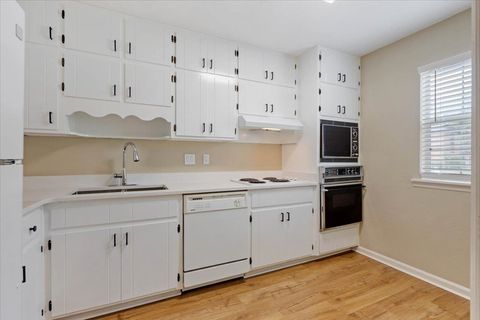 Tiny photo for 1573 Jacks Drive #A, Tallahassee, FL 32301 (MLS # 391712)