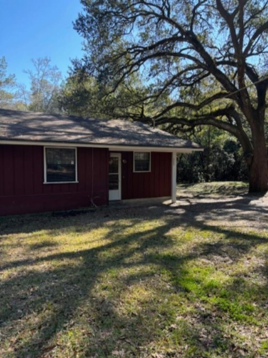 Photo of 4303 HJK HOWARD Road, Tallahassee, FL 32305 (MLS # 396299)