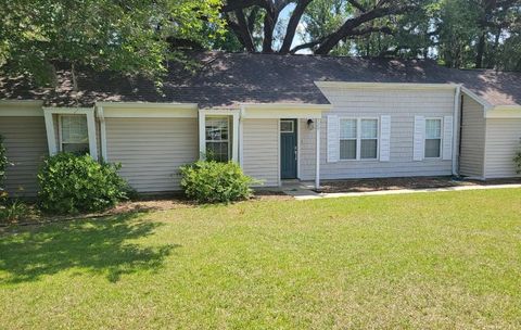 Tiny photo for 2201 Eastgate Way, Tallahassee, FL 32308 (MLS # 392859)