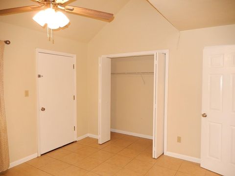 Tiny photo for 932 S Lipona Road, Tallahassee, FL 32304 (MLS # 385052)