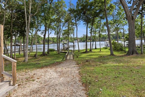 Tiny photo for 22545 FRANCES Way, Tallahassee, FL 32310 (MLS # 399046)