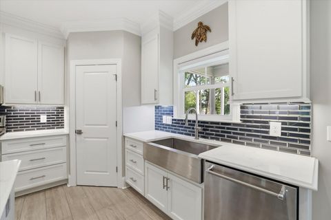 Tiny photo for 22545 FRANCES Way, Tallahassee, FL 32310 (MLS # 399046)