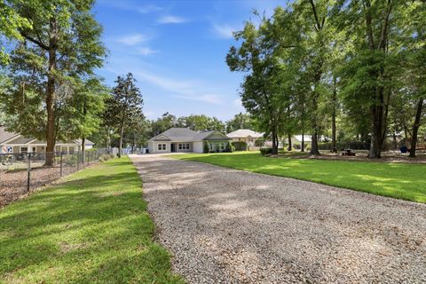 Tiny photo for 22545 FRANCES Way, Tallahassee, FL 32310 (MLS # 399046)